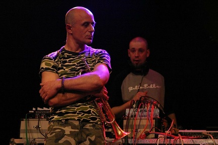Antoni Gralak (trumpet), Sorbee (turntables, desktop, live electronics )